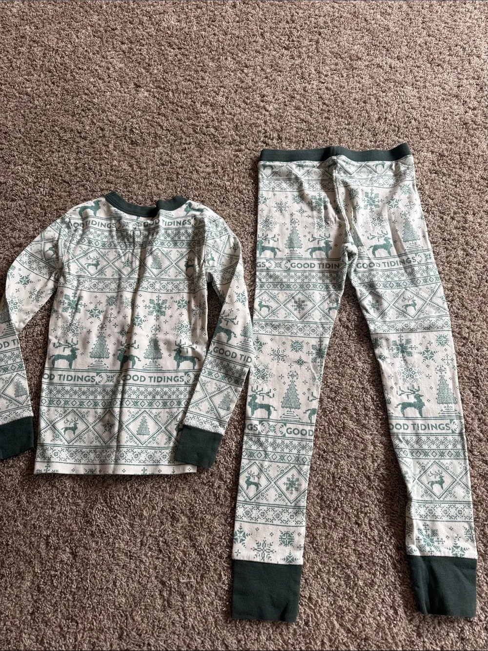 Hearth & Hand with magnolia holiday festive pajamas size 8